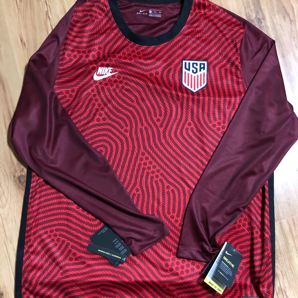 Mens USA Long Sleeve Goalkeeper Soccer Jersey NWT
